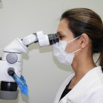 Dr. Karen Da Silva using advanced endodontic technology